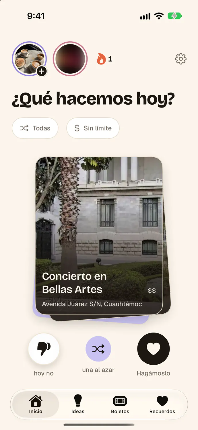 At the top of the home screen, each person’s story and a 1-day streak. Below, the Concert at Bellas Artes idea with a photo of the venue.